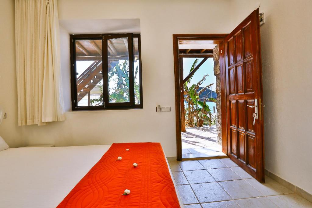 Hotel Kekova Theimussa Kaleucagız Zewnętrze zdjęcie