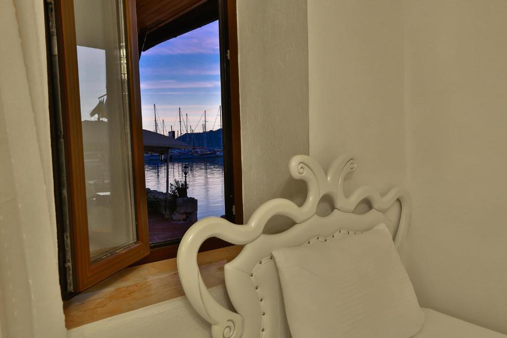 Hotel Kekova Theimussa Kaleucagız Zewnętrze zdjęcie